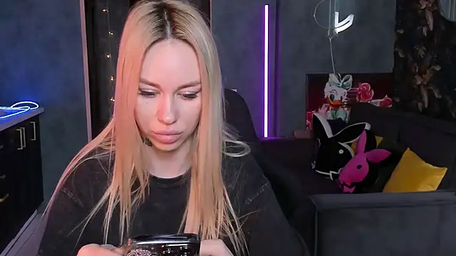 Blckmirrorr online show from 02/06/26, 08:18