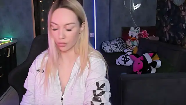 Blckmirrorr online show from 04/21/26, 12:55