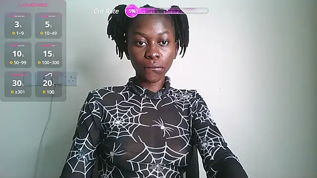Snapshot of queen_heather chatting on 12/08/24, 04:46 queen heather online show from 12/08/24, 04:46