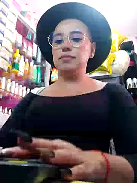 TamySweetness online show from 01/18/25, 06:43