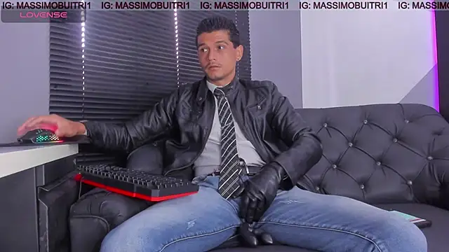 massimo g online show from 04/21/26, 01:39