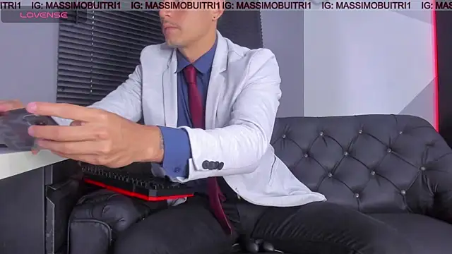 massimo g online show from 04/23/26, 11:07