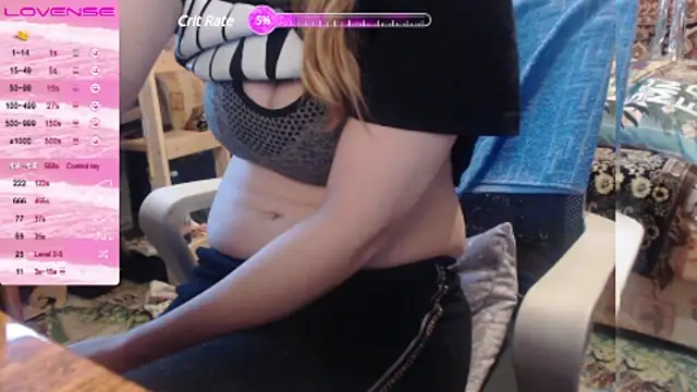 Snapshot of sweetbbabe chatting on 01/21/25, 01:43 sweetbbabe online show from 01/21/25, 01:43