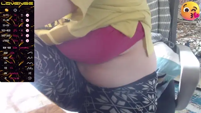 Snapshot of sweetbbabe chatting on 09/20/25, 11:00 sweetbbabe online show from 09/20/25, 11:00