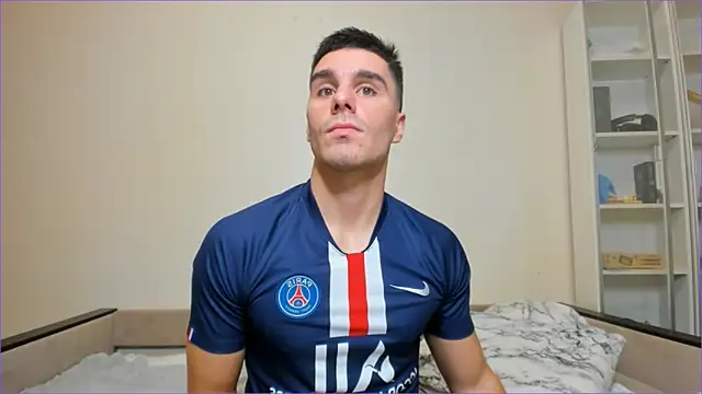 Snapshot of sam_huston chatting on 12/16/24, 09:09 sam huston online show from 12/16/24, 09:09