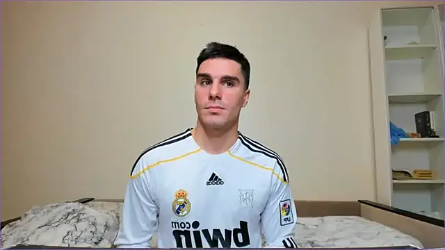 Snapshot of sam_huston chatting on 12/24/24, 09:11 sam huston online show from 12/24/24, 09:11