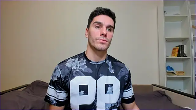 Snapshot of sam_huston chatting on 01/09/25, 04:19 sam huston online show from 01/09/25, 04:19