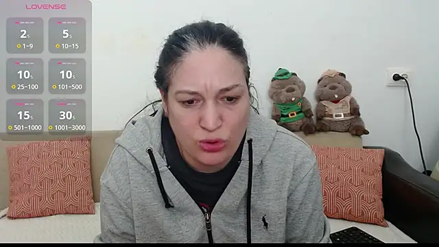 ElenaRose90 online show from 03/05/25, 07:17