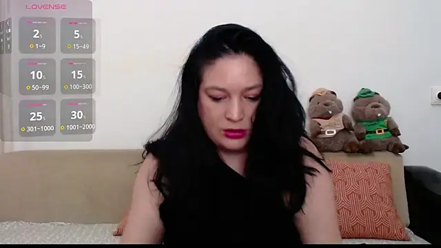ElenaRose90 online show from 09/12/25, 07:47