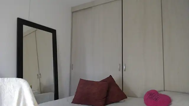 cristal sexybody online show from 10/02/25, 10:06