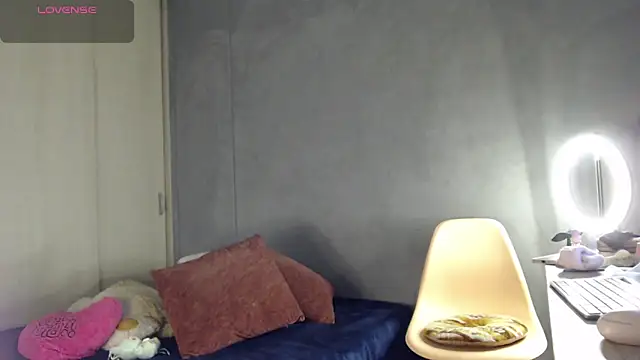 Snapshot of cristal_sexybody chatting on 06/27/26, 12:48 cristal sexybody online show from 06/27/26, 12:48