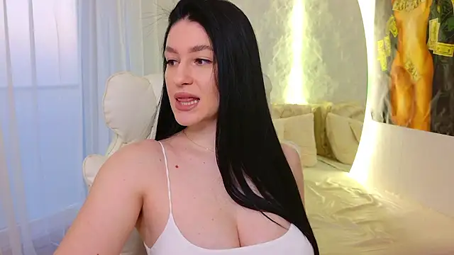 moniqque online show from 03/09/26, 05:11