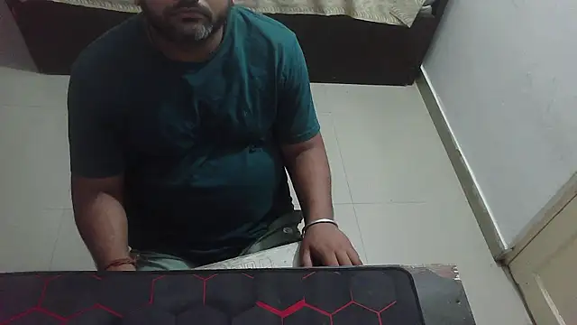 rentarob online show from 04/11/26, 01:15