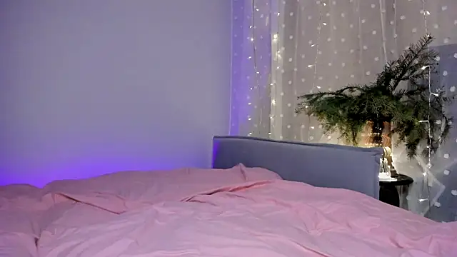 lina stones online show from 12/03/25, 10:46