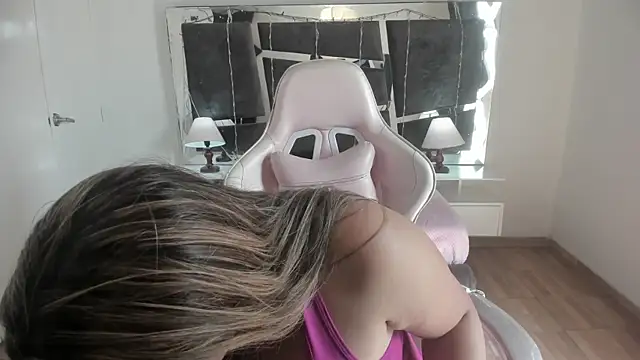 victoria rosse520 online show from 03/15/25, 07:48