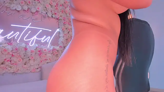 MileyCruz  online show from 12/05/24, 06:43