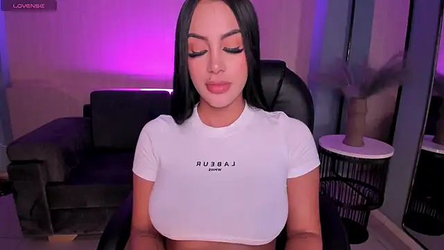 MileyCruz  online show from 02/13/25, 03:50