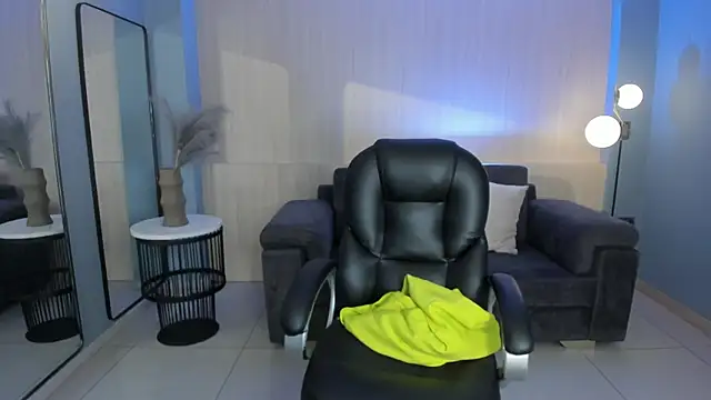 DannaCruz online show from 01/12/26, 07:41