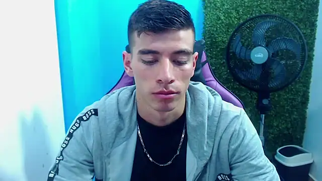 Snapshot of DEIBY_BABY chatting on 12/28/24, 11:37 DEIBY BABY online show from 12/28/24, 11:37