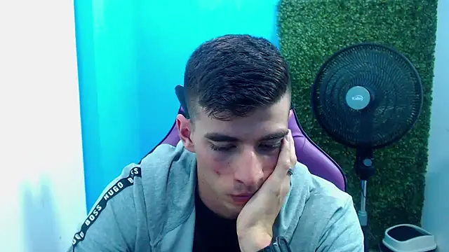 Snapshot of DEIBY_BABY chatting on 12/29/24, 05:42 DEIBY BABY online show from 12/29/24, 05:42