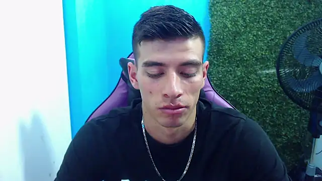 Snapshot of DEIBY_BABY chatting on 12/31/24, 06:48 DEIBY BABY online show from 12/31/24, 06:48