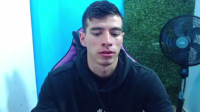 Snapshot of DEIBY_BABY chatting on 01/07/25, 11:45 DEIBY BABY online show from 01/07/25, 11:45