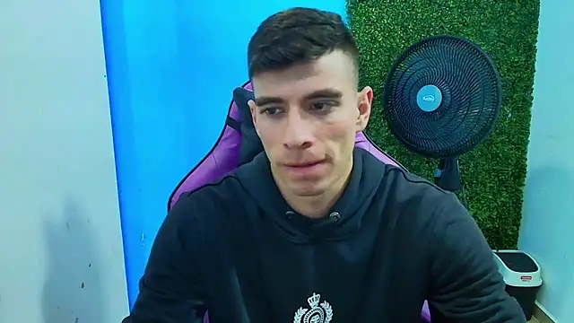 Snapshot of DEIBY_BABY chatting on 01/16/25, 10:44 DEIBY BABY online show from 01/16/25, 10:44