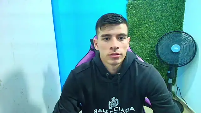 Snapshot of DEIBY_BABY chatting on 01/30/25, 09:04 DEIBY BABY online show from 01/30/25, 09:04