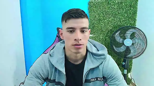 Snapshot of DEIBY_BABY chatting on 02/09/25, 10:32 DEIBY BABY online show from 02/09/25, 10:32