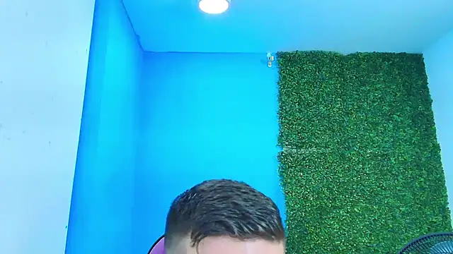 Snapshot of DEIBY_BABY chatting on 02/15/25, 04:03 DEIBY BABY online show from 02/15/25, 04:03