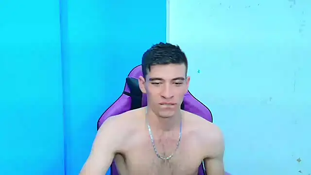 Snapshot of DEIBY_BABY chatting on 02/21/25, 06:07 DEIBY BABY online show from 02/21/25, 06:07