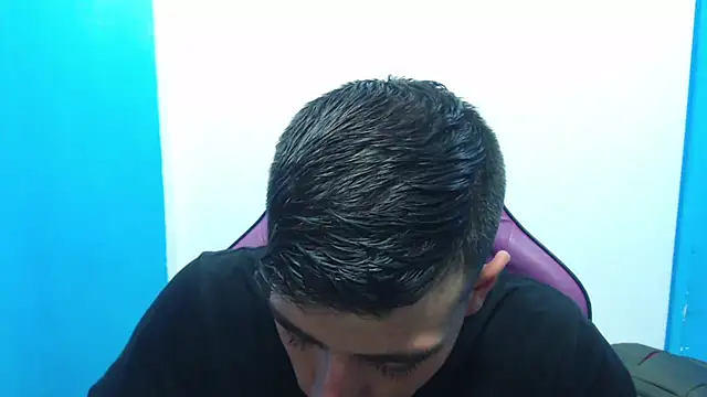 Snapshot of DEIBY_BABY chatting on 03/04/25, 11:00 DEIBY BABY online show from 03/04/25, 11:00