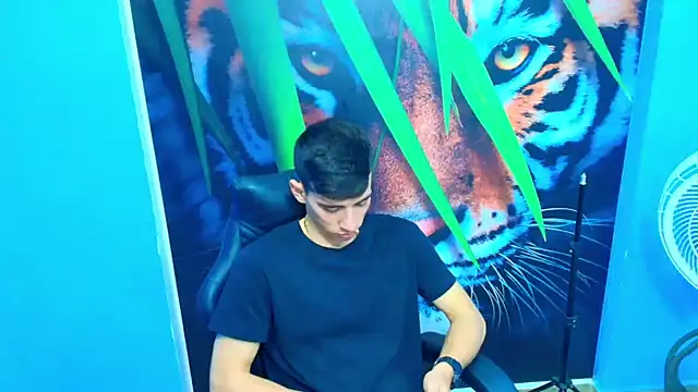 Snapshot of DEIBY_BABY chatting on 09/19/25, 05:35 DEIBY BABY online show from 09/19/25, 05:35