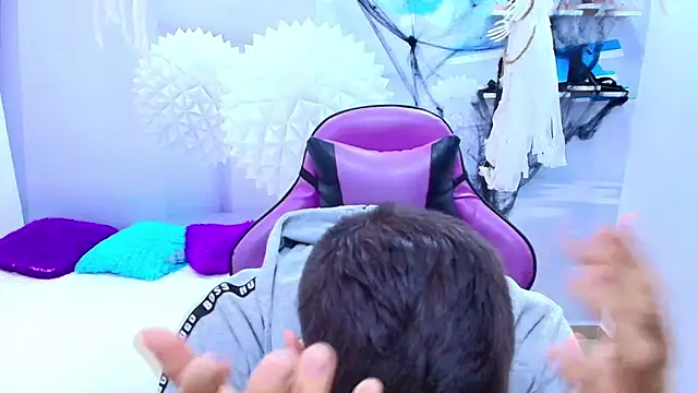 Snapshot of DEIBY_BABY chatting on 10/27/25, 06:45 DEIBY BABY online show from 10/27/25, 06:45