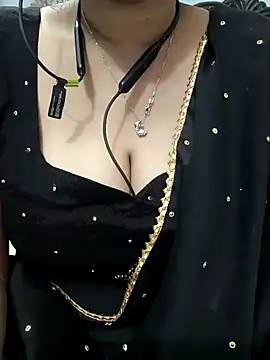 Sexybomb33 online show from 01/28/25, 08:04