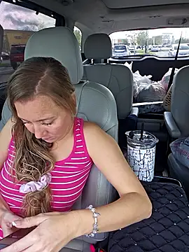 SkyelarSommer online show from 01/15/26, 04:22