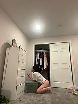 DominiqueX0 online show from 02/19/25, 05:27