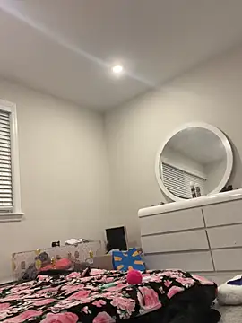 DominiqueX0 online show from 02/26/25, 11:37