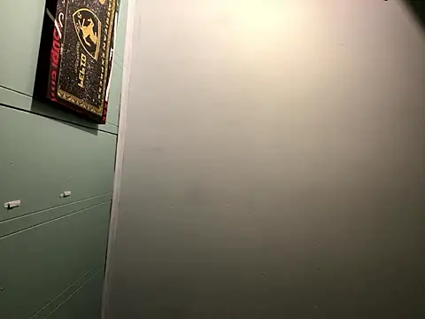 DominiqueX0 online show from 12/22/25, 01:08