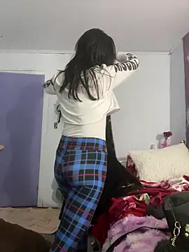 DominiqueX0 online show from 02/18/26, 02:40