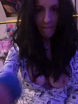 DominiqueX0 online show from 06/05/26, 02:51