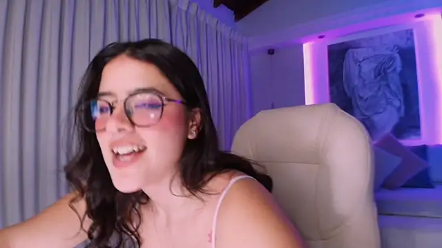 nathalie rivers online show from 02/21/25, 06:51