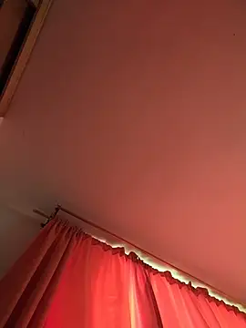 LissaThompsom online show from 04/22/26, 02:51