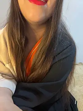 Snapshot of Mayacrayzi chatting on 02/03/25, 08:57 Mayacrayzi online show from 02/03/25, 08:57