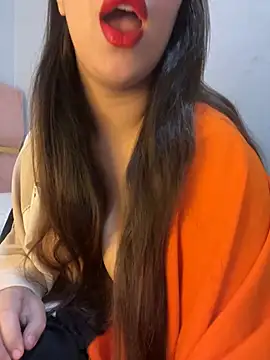 Snapshot of Mayacrayzi chatting on 02/04/25, 09:17 Mayacrayzi online show from 02/04/25, 09:17