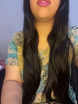 Snapshot of Mayacrayzi chatting on 09/25/25, 08:40 Mayacrayzi online show from 09/25/25, 08:40