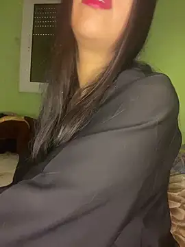 Snapshot of Mayacrayzi chatting on 02/08/26, 11:02 Mayacrayzi online show from 02/08/26, 11:02