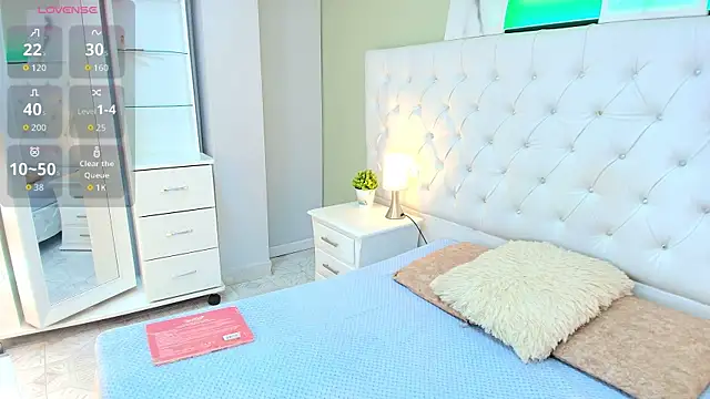 Lindacarterr  online show from 04/21/26, 07:50