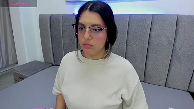 samantha stan online show from 04/13/26, 08:14