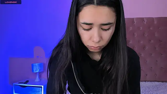 AmyOlimpo online show from 01/27/25, 08:40